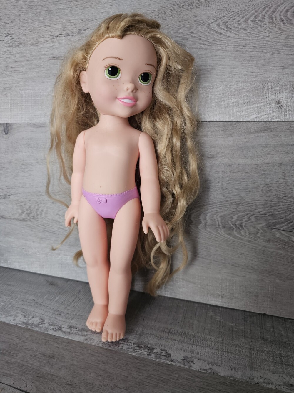 Disney Rapunzel Toddler Doll 12" Hard Plastic Vinyl Animator Green Eyes Freckles